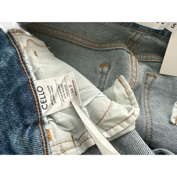 CELLO HIGH RISE SKINNY FLARE Size 5 - Picture 13 of 13